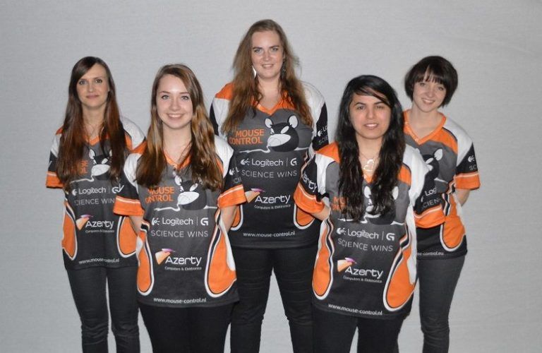 Female Counter-Strike Roster